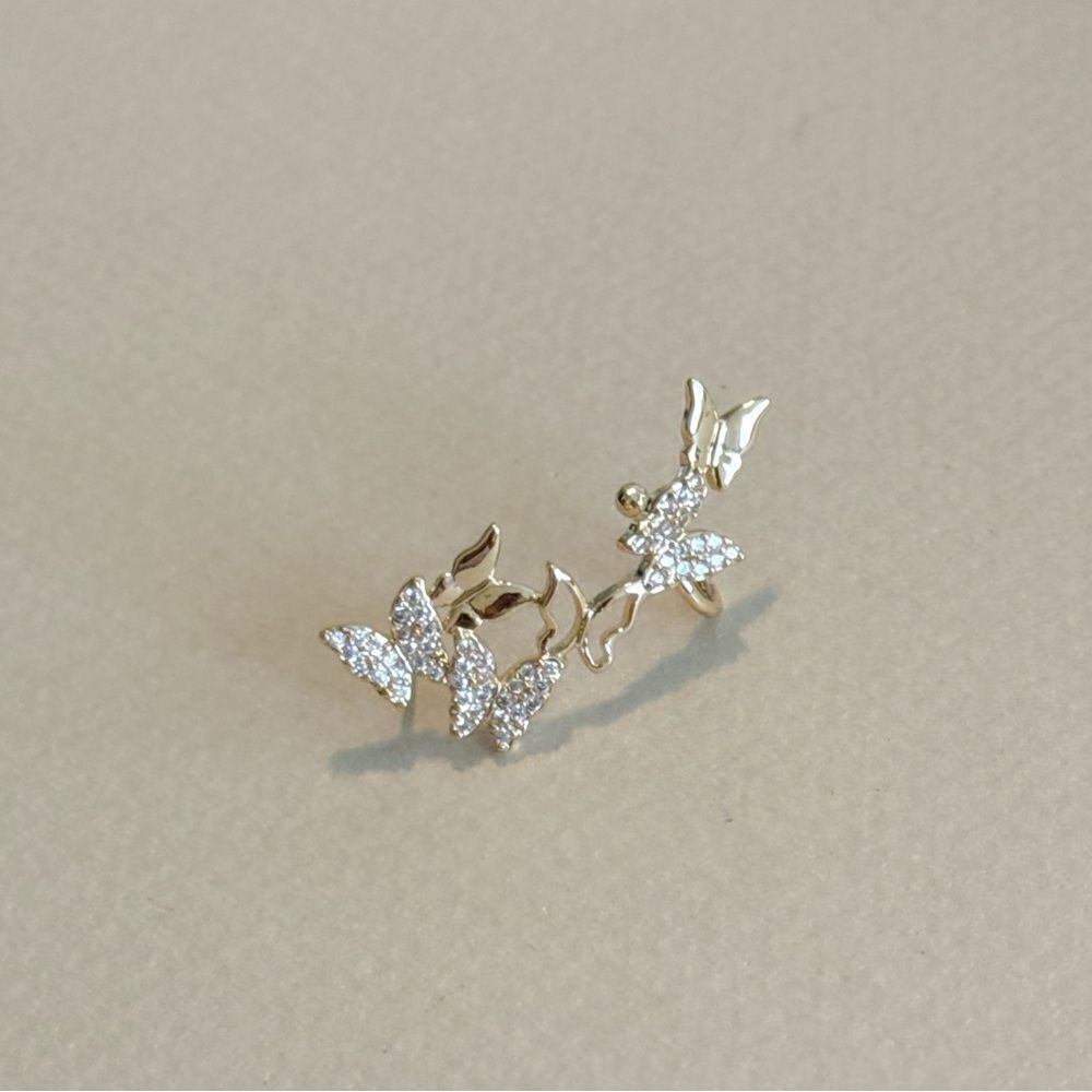 Butterfly cuff M1005